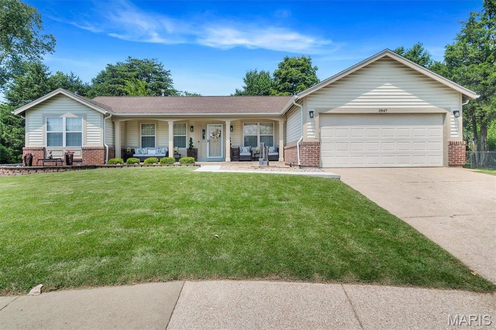 3847 Trinity Circle Property Photo 1