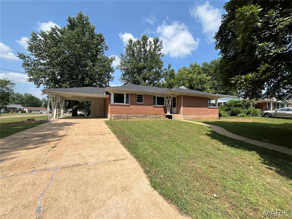 408 Southwood Property Photo 1