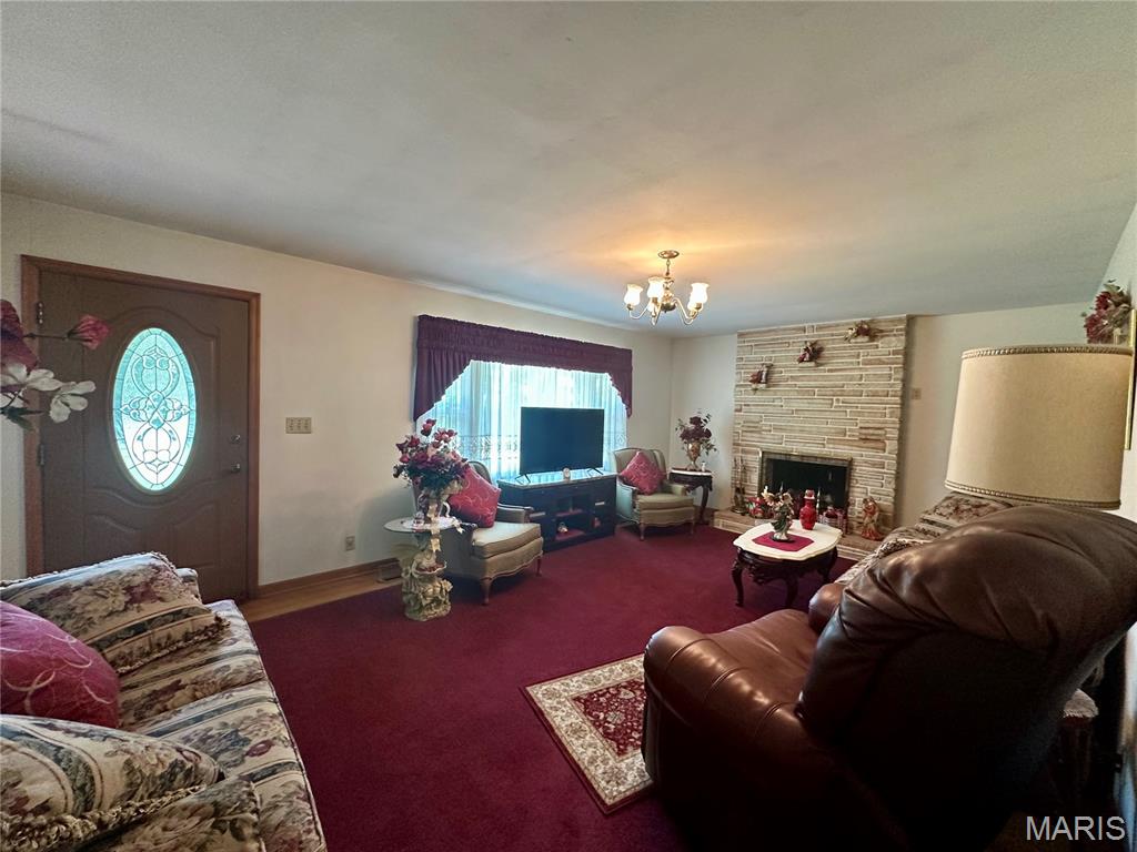 1854 Osage Drive Property Photo 2