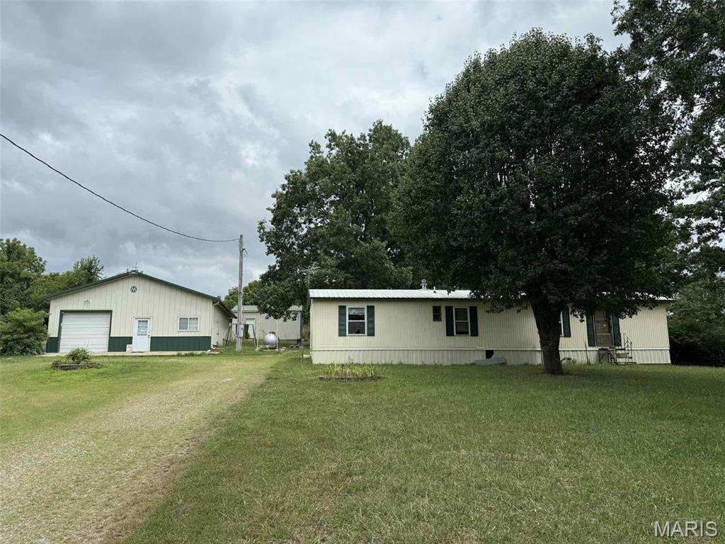 25020 Mcclurg Drive Property Photo 1