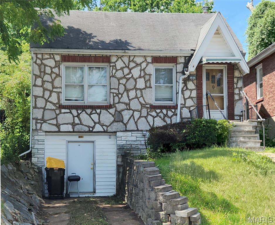 6930 Glenmore Avenue Property Photo 1