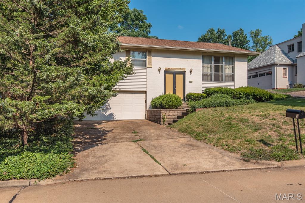 2 Thorncliff Lane Property Photo 1
