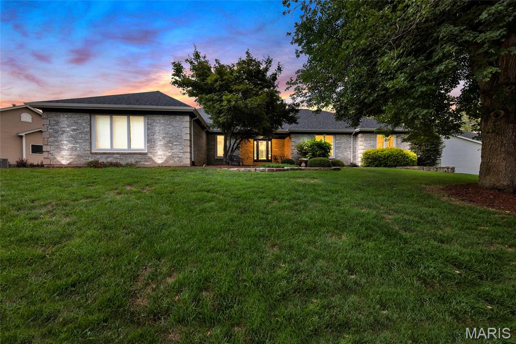 924 Forest Lake Court Property Photo 1