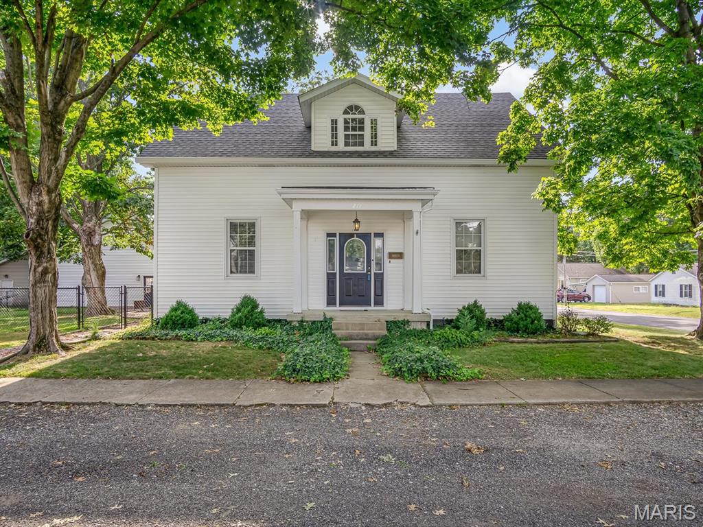 211 N Cherry Street