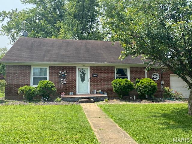 744 W Lebanon Property Photo 1