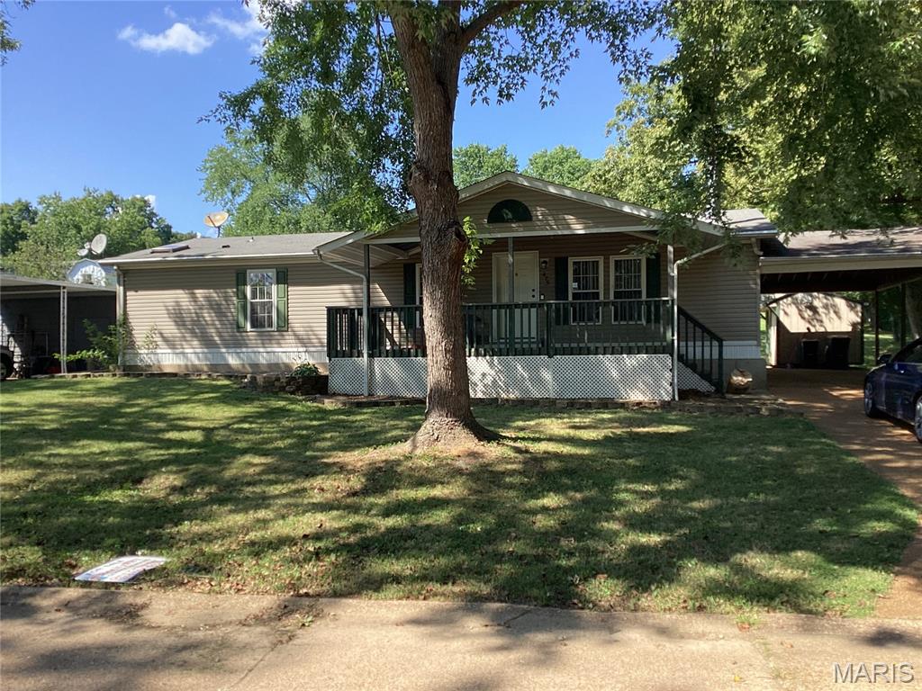 475 White Oak Court Property Photo