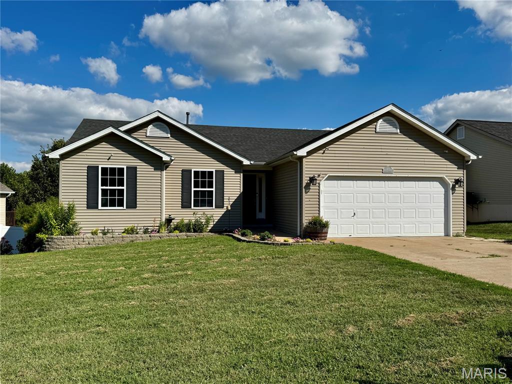 450 Pevely Heights Drive Property Photo 1