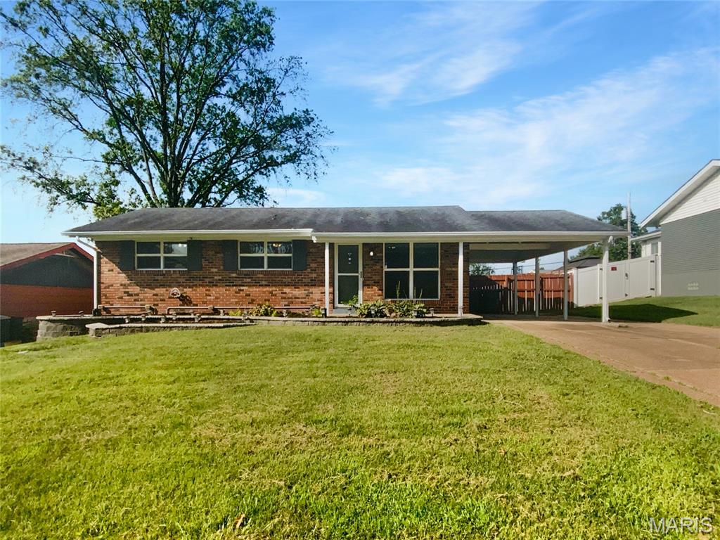 712 Aqua Ridge Drive Property Photo 1