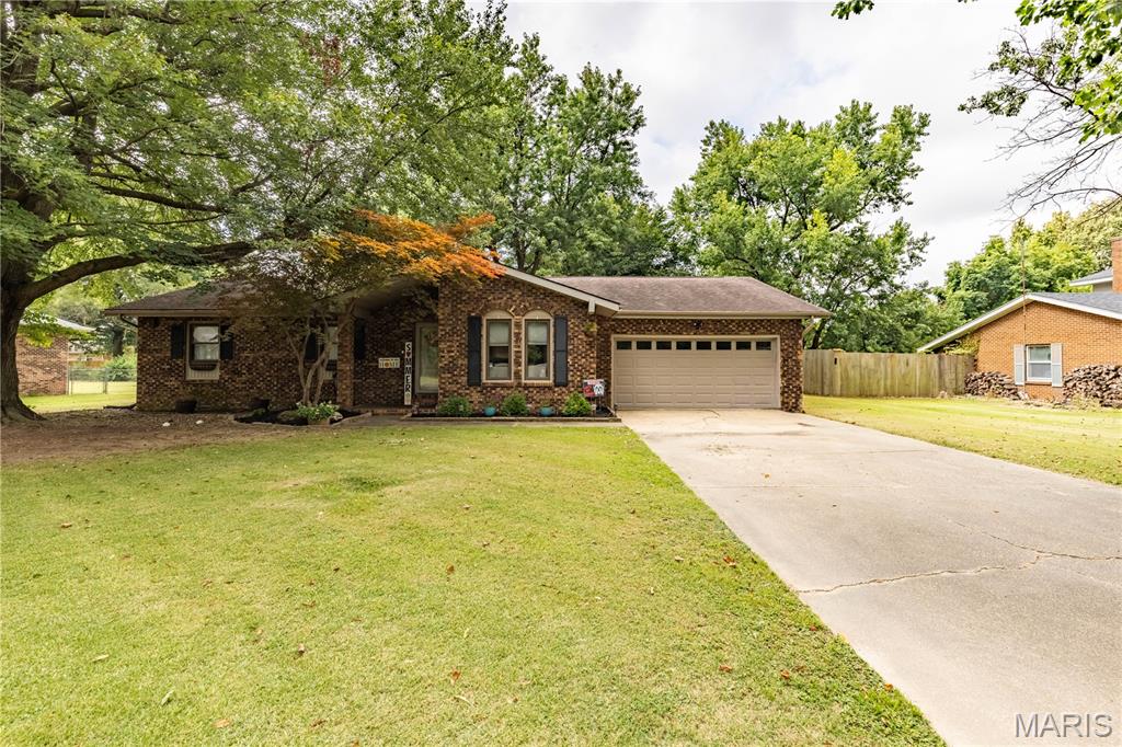 123 Foust Drive Property Photo 1