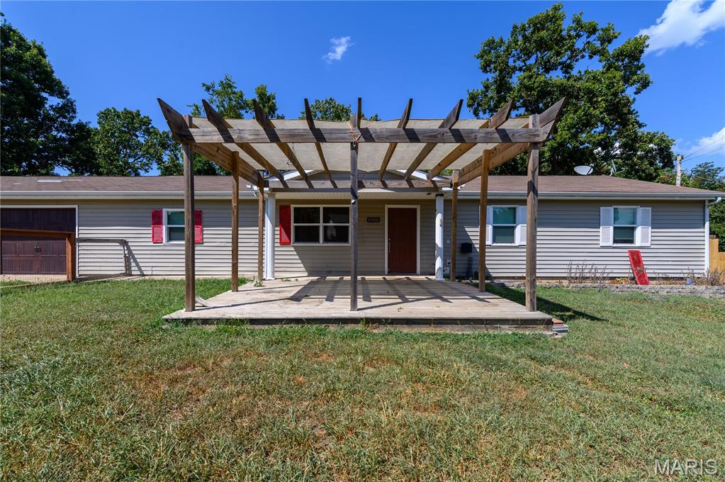 15425 Tampa Road Property Photo 1