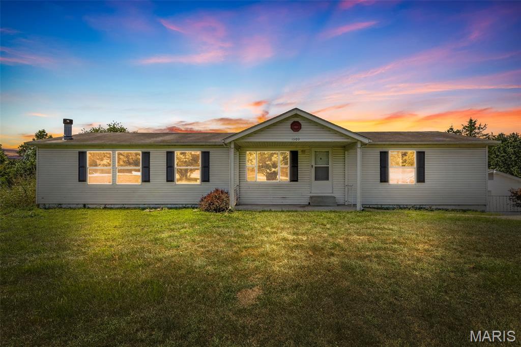 1900 Erin Drive Property Photo