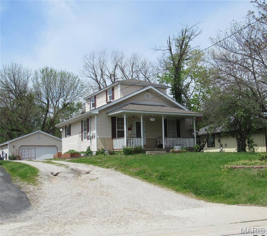 1109 Saint Clair Avenue Property Photo 1