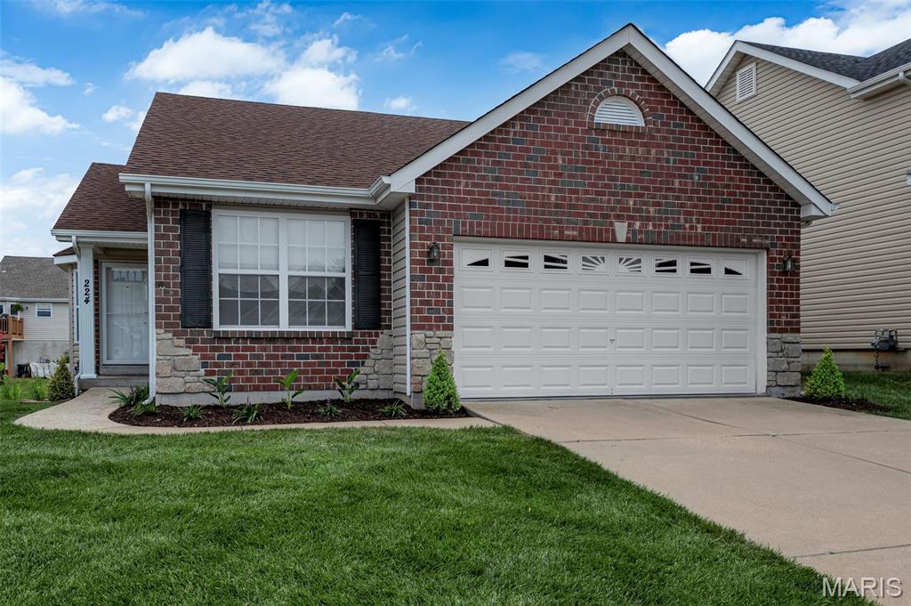 224 Stone Run Boulevard Property Photo 1