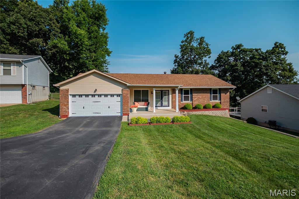 2117 Del Rio Drive Property Photo