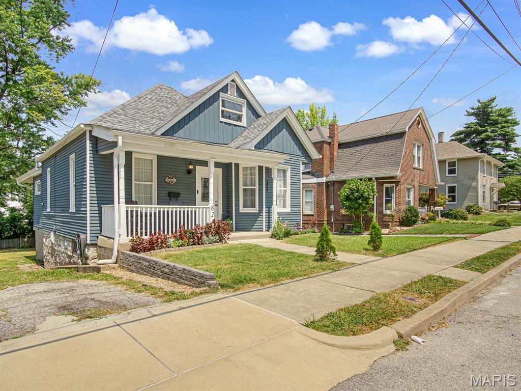 824 Danforth Street Property Photo 1