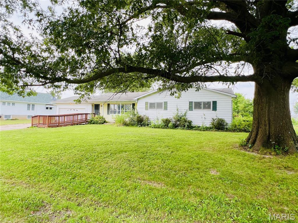 405 E Martin Street Property Photo 1