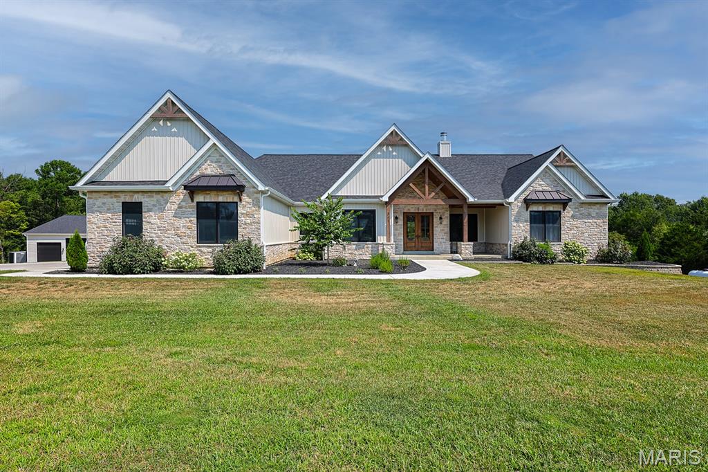 311 Lopin Court Property Photo