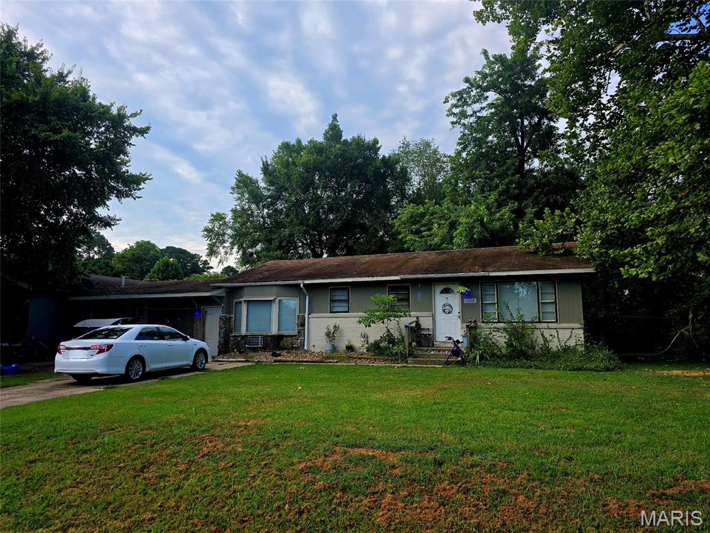 11414 S Lakeview Dr Property Photo 1