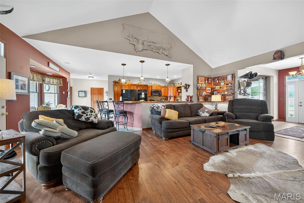 16400 Pleasant Hill Road Property Photo 8