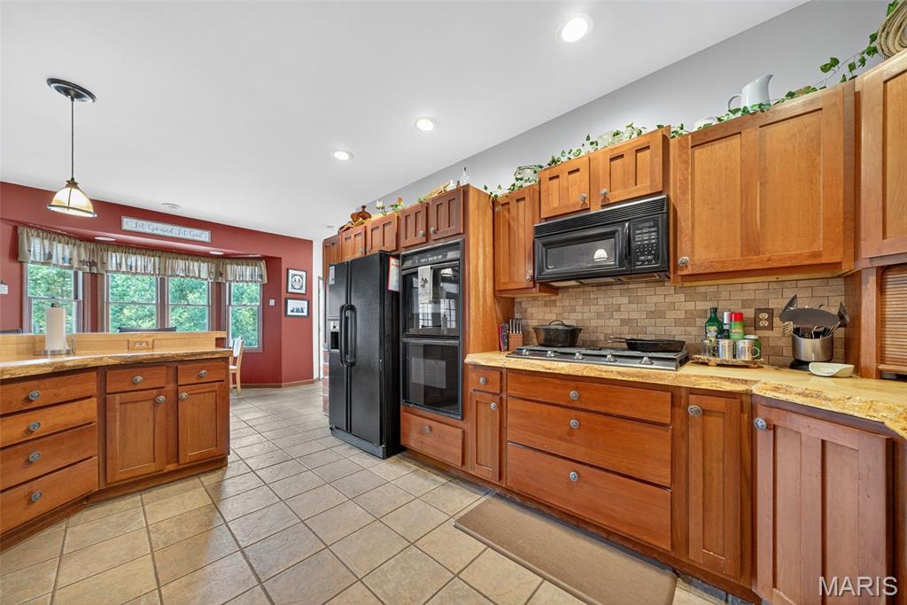 16400 Pleasant Hill Road Property Photo 15