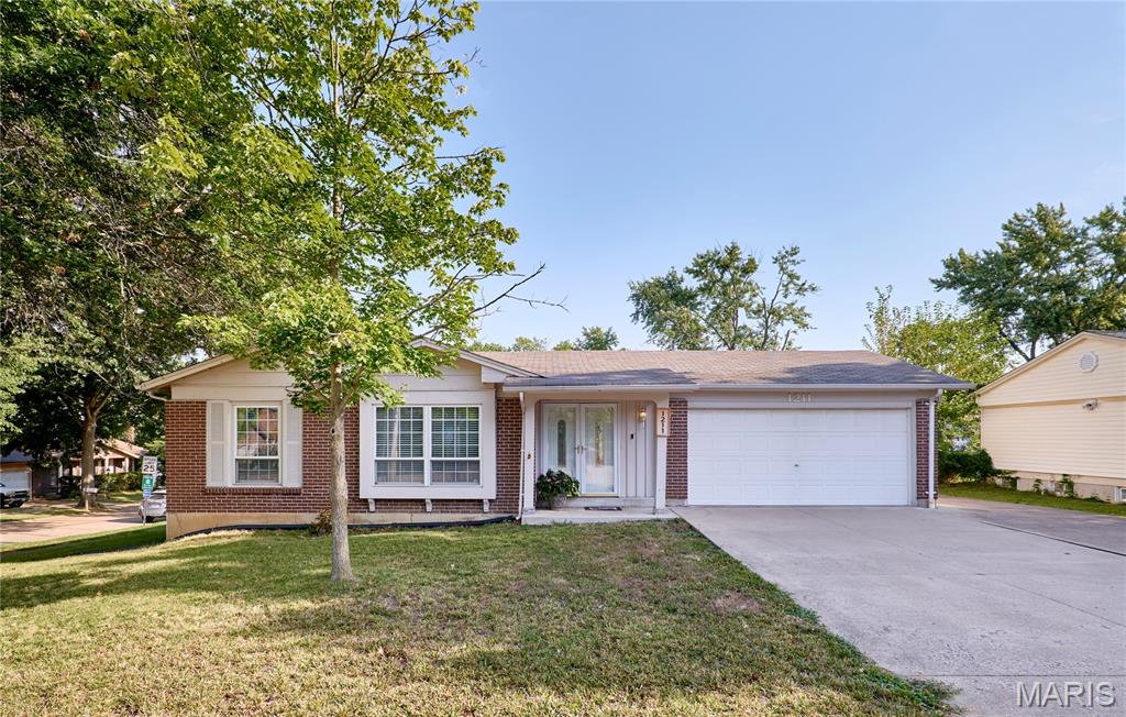 1211 Big Bend Road Property Photo 1