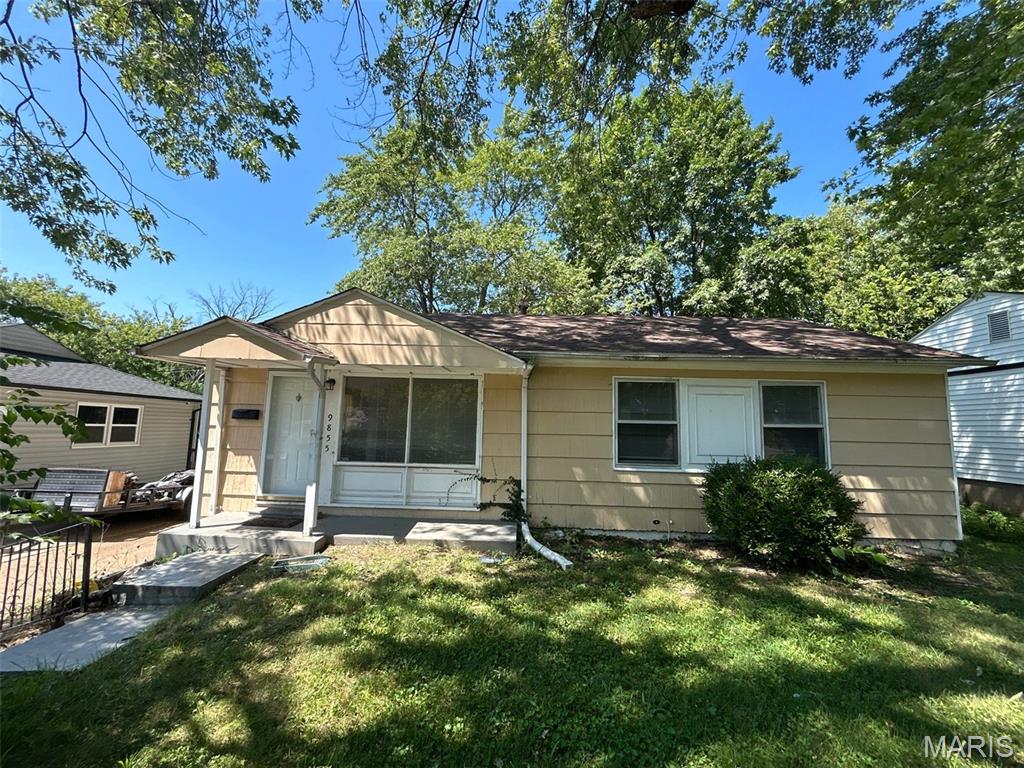 9855 Medford Drive Property Photo 1