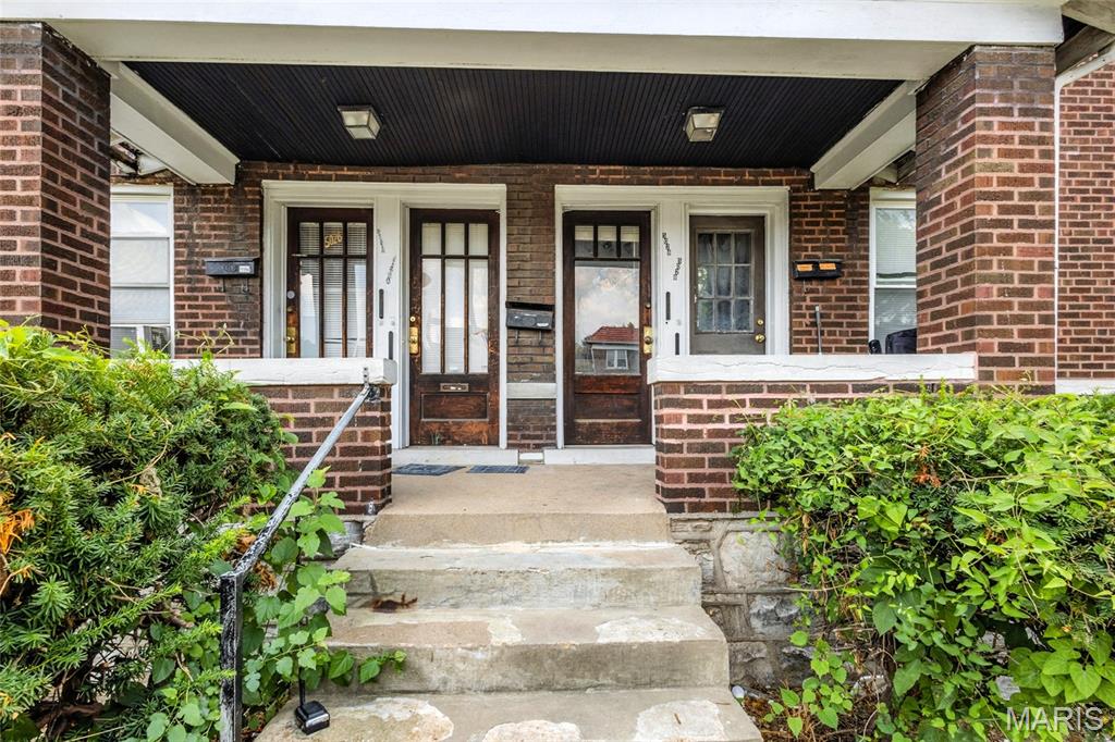 5026 - 5028 Chippewa