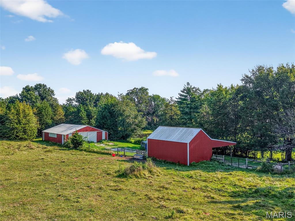 977 N Point Prairie Road Property Photo 14