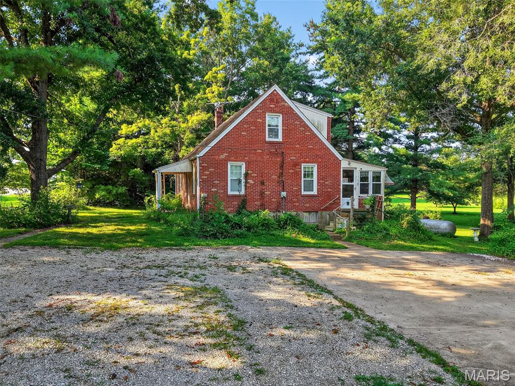 977 N Point Prairie Road Property Photo 22