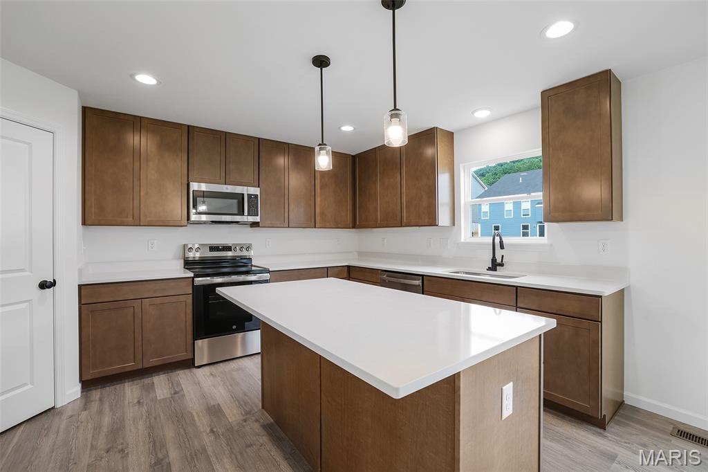 1748 Martingale Lane Property Photo 15