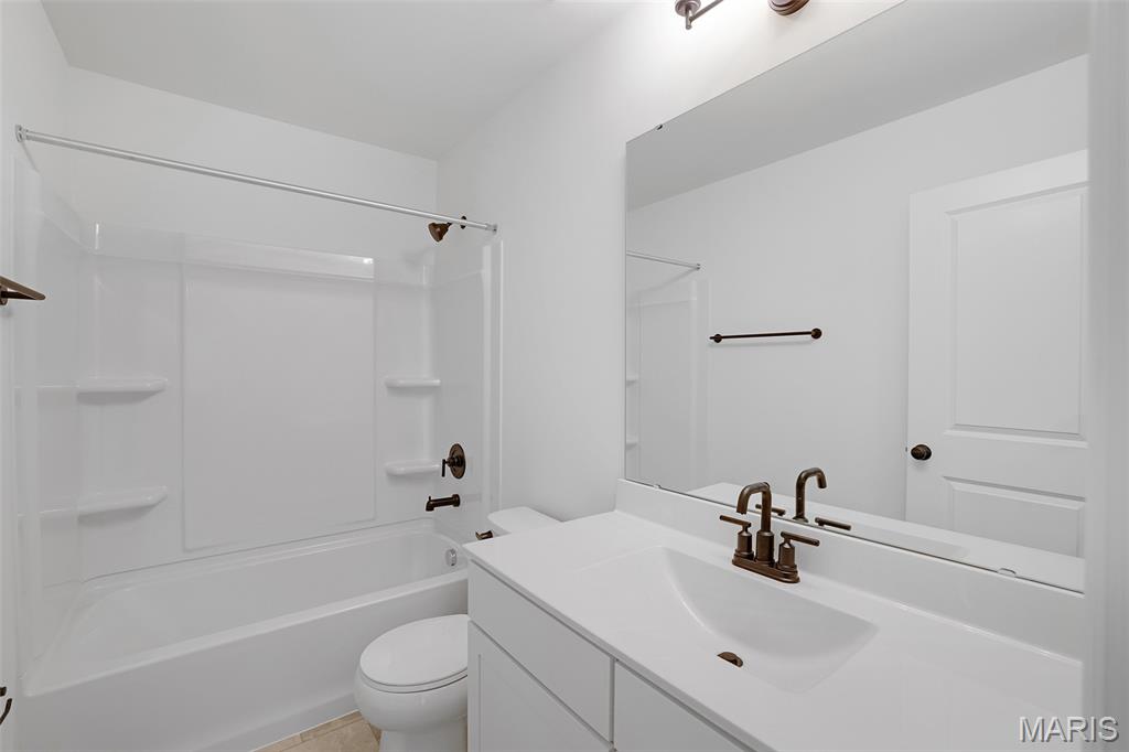 1748 Martingale Lane Property Photo 28
