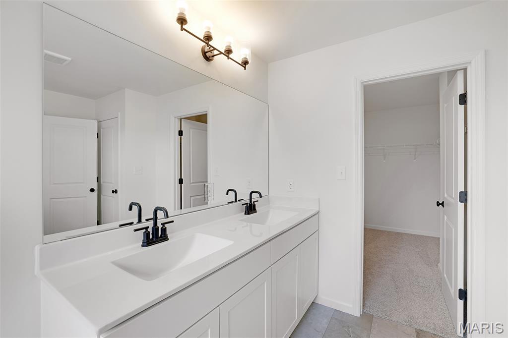 1748 Martingale Lane Property Photo 29