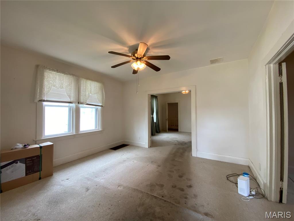 217 W 6th Street Property Photo 3
