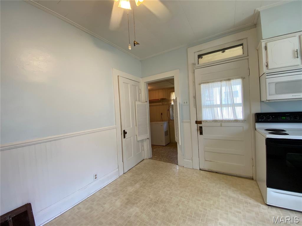 217 W 6th Street Property Photo 13
