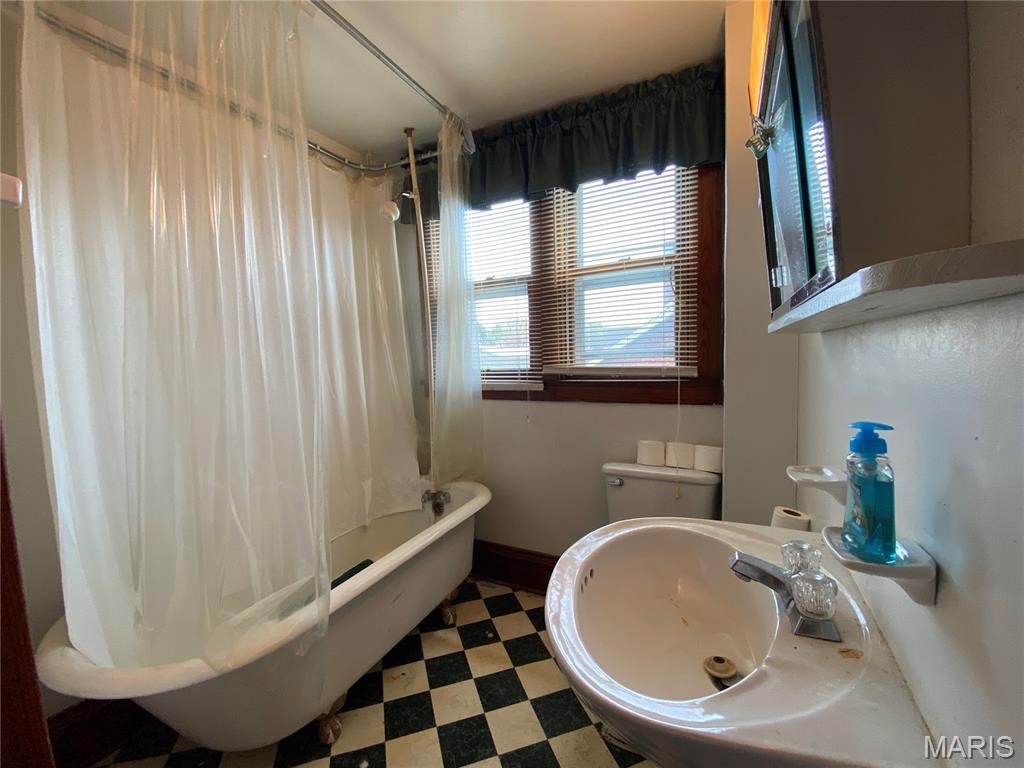217 W 6th Street Property Photo 28