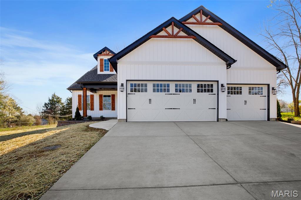 1145 Bell Mountain Road Property Photo 1