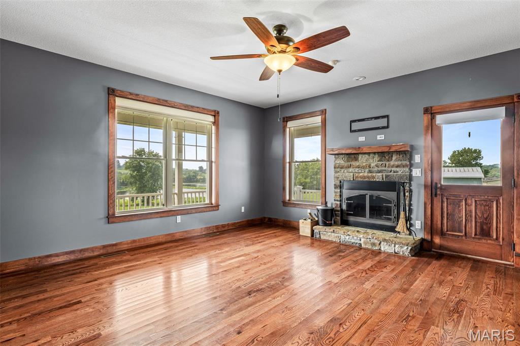 1306 State Route J Property Photo 9