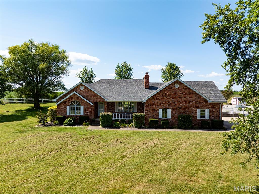 19475 Otter Road Property Photo 1
