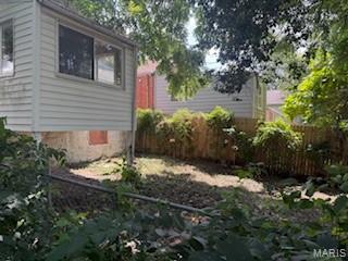 4936 Harney Property Photo 3
