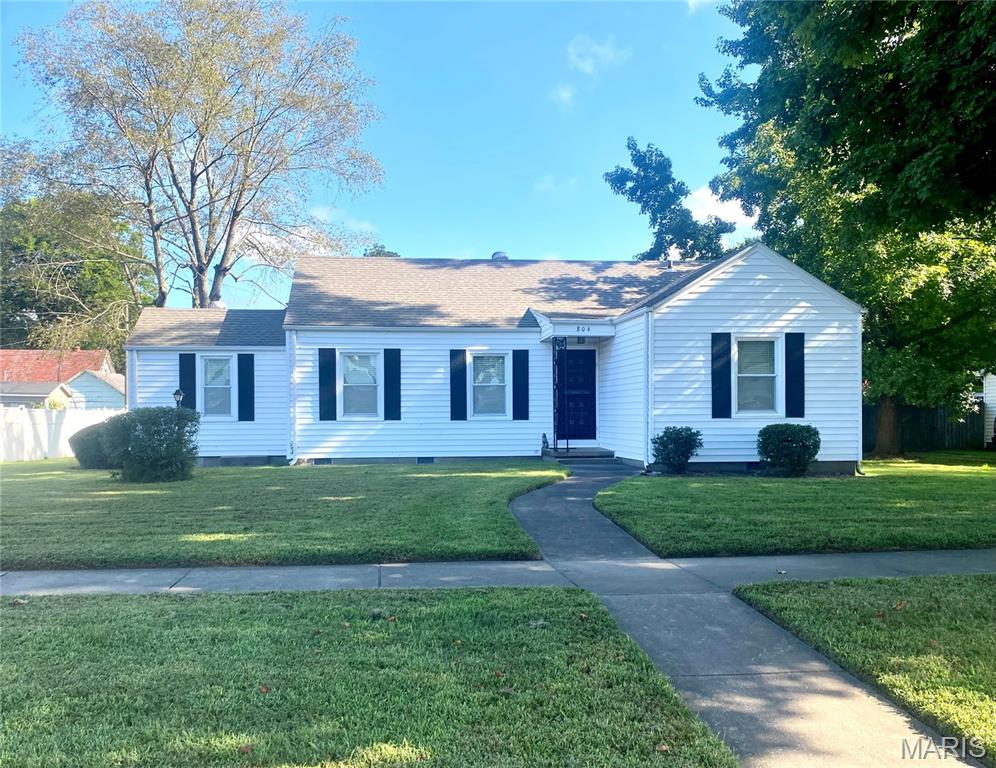 804 E Cypress Street Property Photo 1