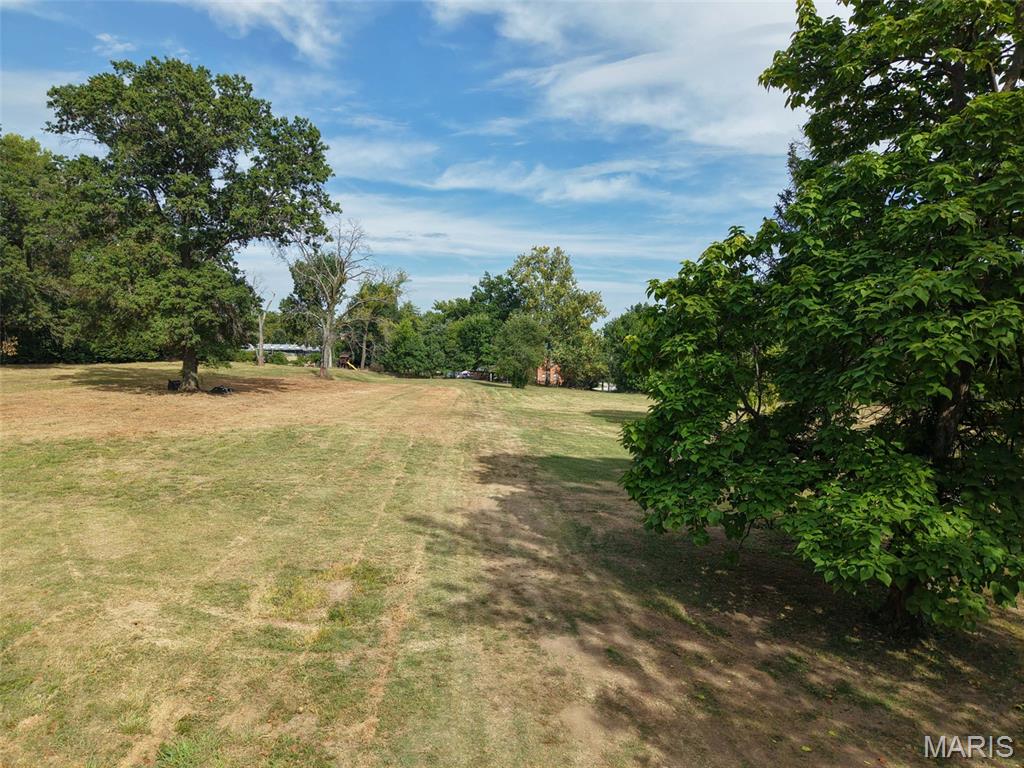 2062 N Ballas Road Property Photo 1