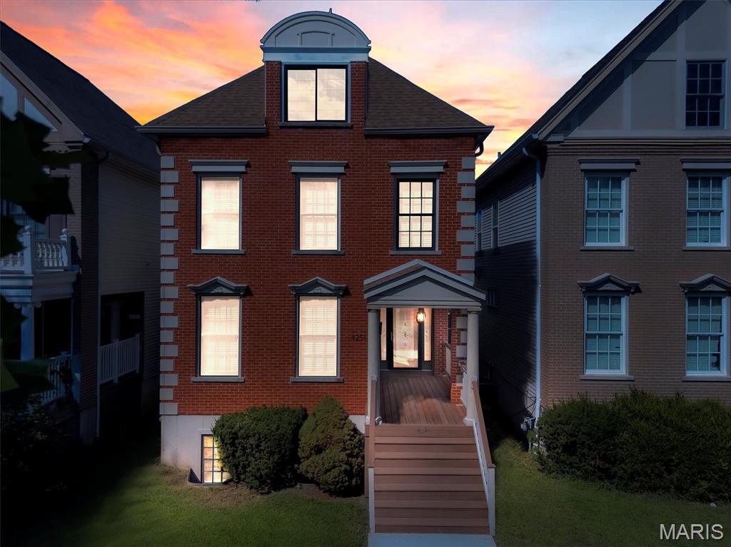 4251 Mcpherson Avenue Property Photo 1