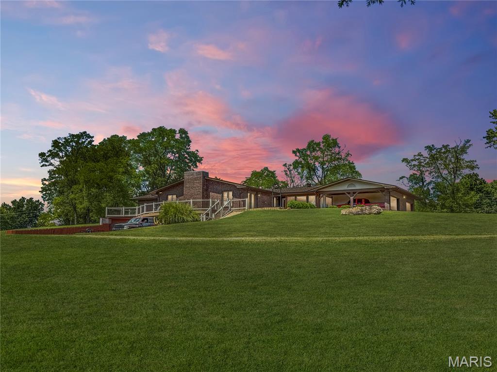 498 E Bittersweet Drive Property Photo 1