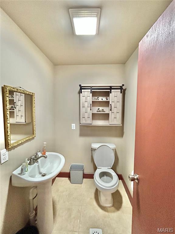 1640 Highway 63 Property Photo 13