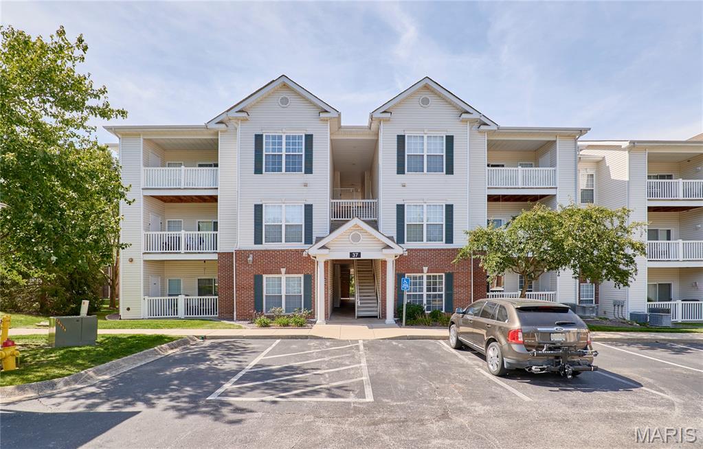 37 Kassebaum Lane 102 Property Photo 1