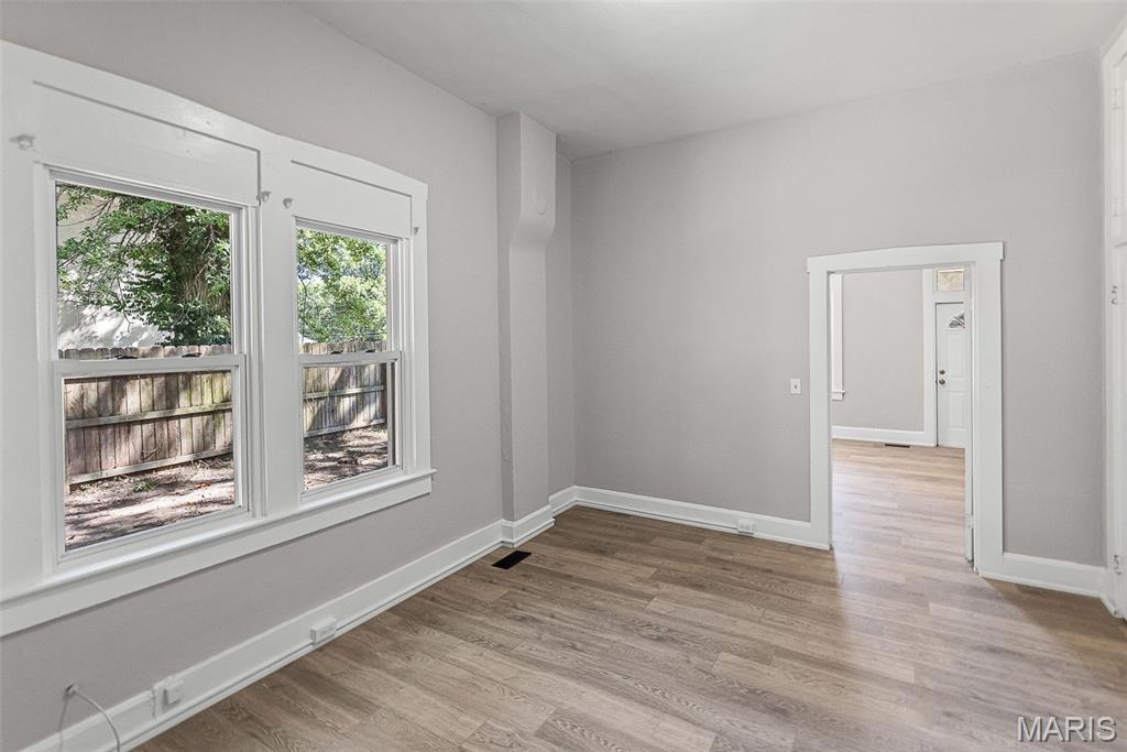 619 E Mckinley Street Property Photo 13