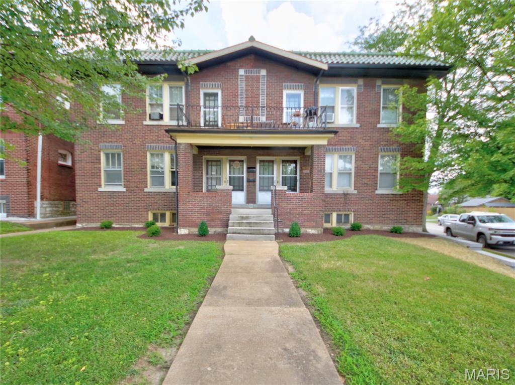 4570-4572 Loughborough Avenue Property Photo 1