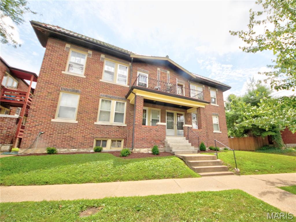 6910-6912 Salzburger Avenue Property Photo 1