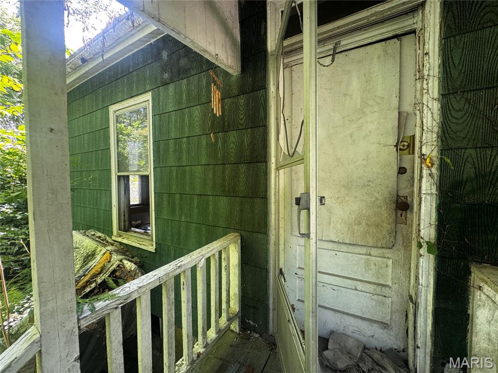 2413 Switzer Avenue Property Photo 10