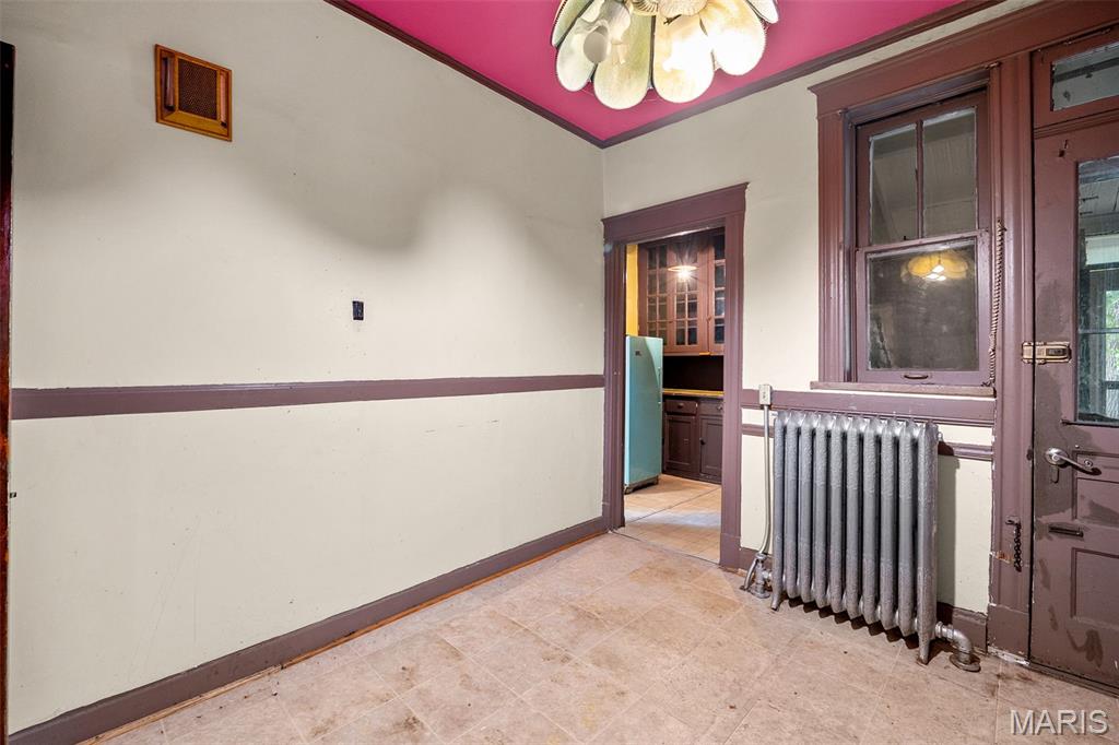 5904 Waterman Property Photo 14